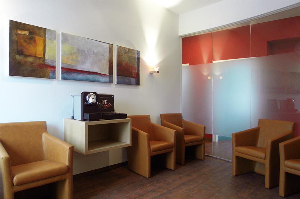 Wartezimmer Privatpraxis für Orthopädie Wartezimmer Privatpraxis für Orthopädie